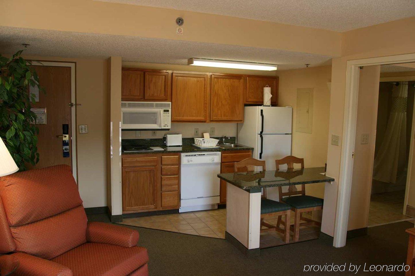 Hampton Inn & Suites Chapel Hill/Durham Habitación foto