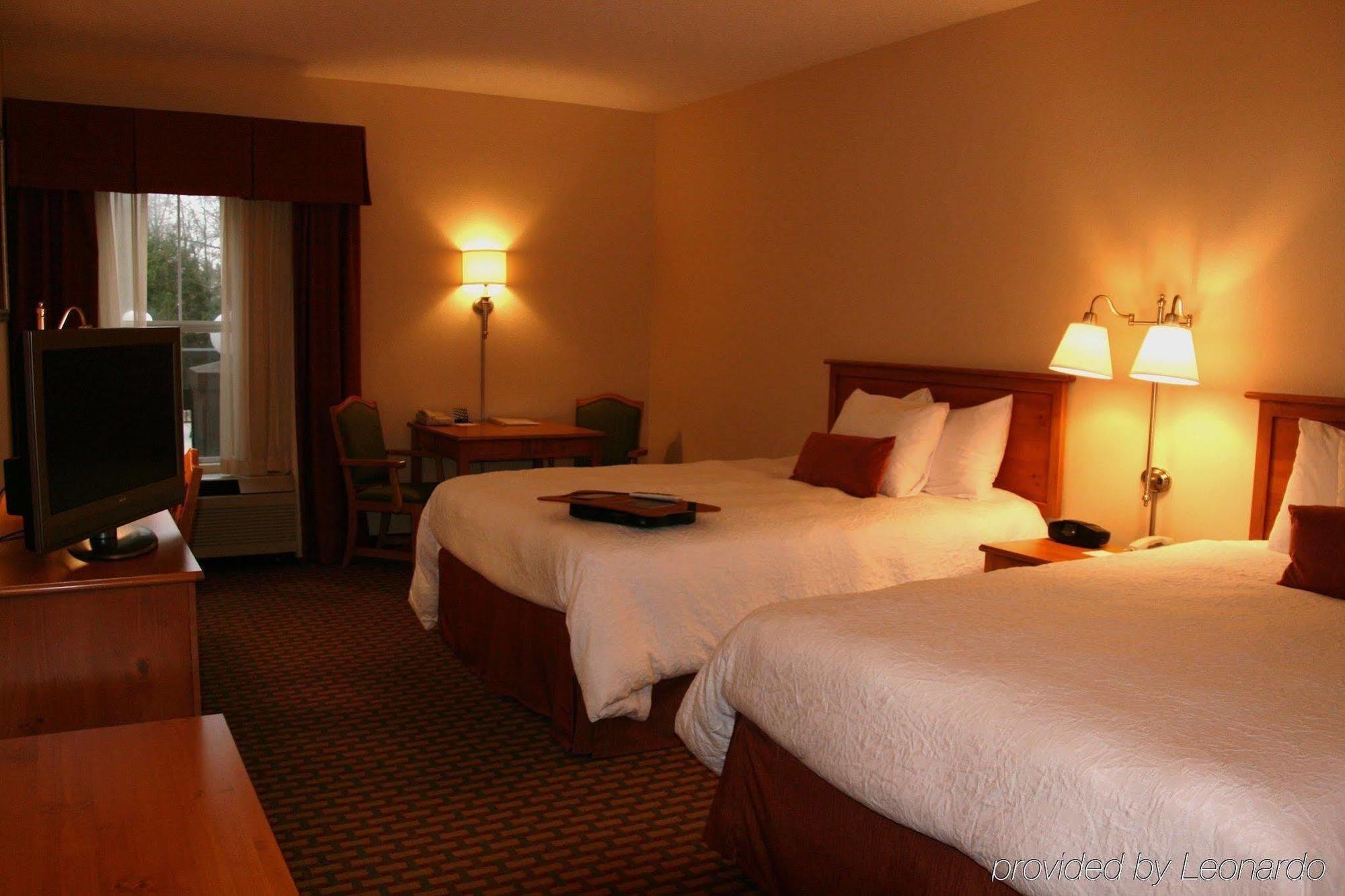 Hampton Inn & Suites Chapel Hill/Durham Habitación foto